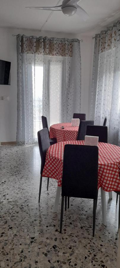 La Dimora Dei Musicisti Bed & Breakfast คาสเตลฟิดาร์โด ภายนอก รูปภาพ